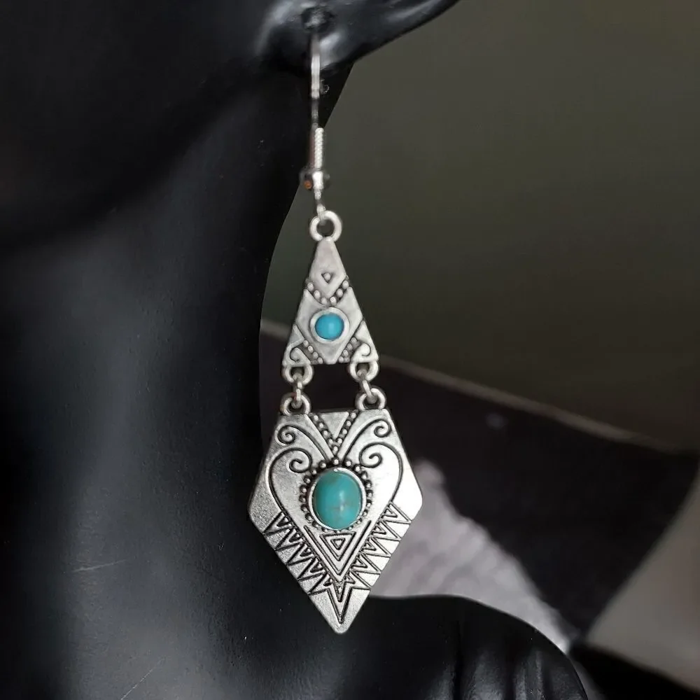 WESTERN SILVER TURQUOISE BOHO AZTEC DANGLE EARRINGS